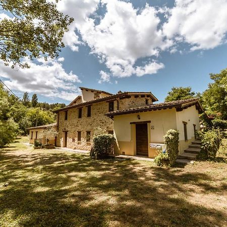 אומברטידה Agriturismo Le Radici מראה חיצוני תמונה